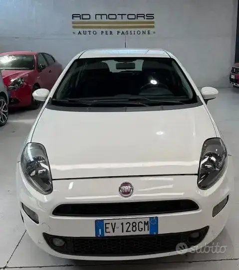 Fiat Punto 2014 photo 2