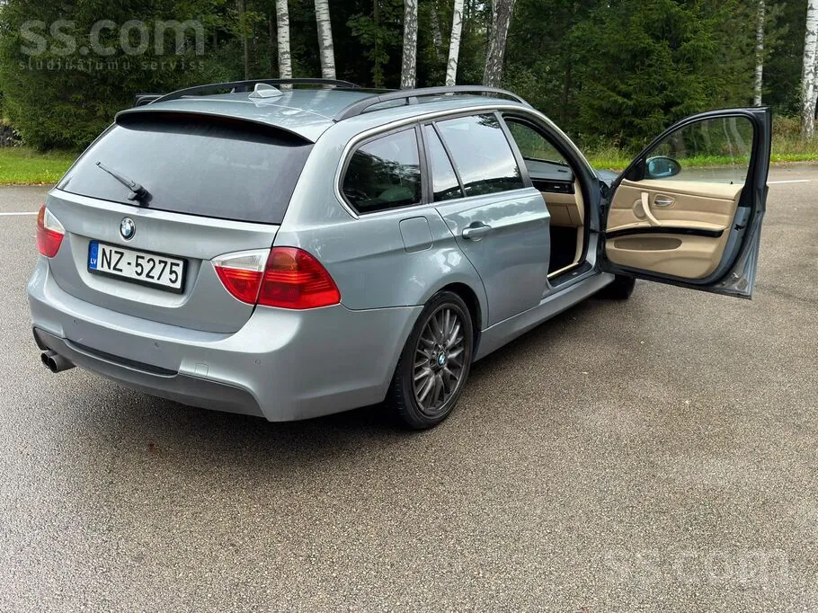 BMW 330 2005 photo 4