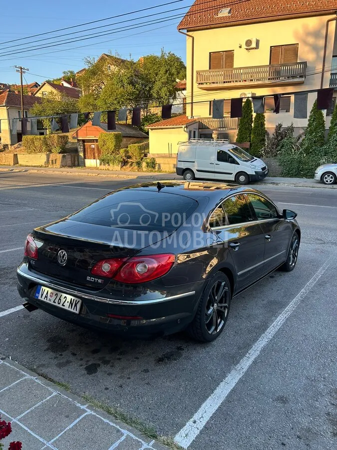 Volkswagen Passat Cc 2011 photo 4