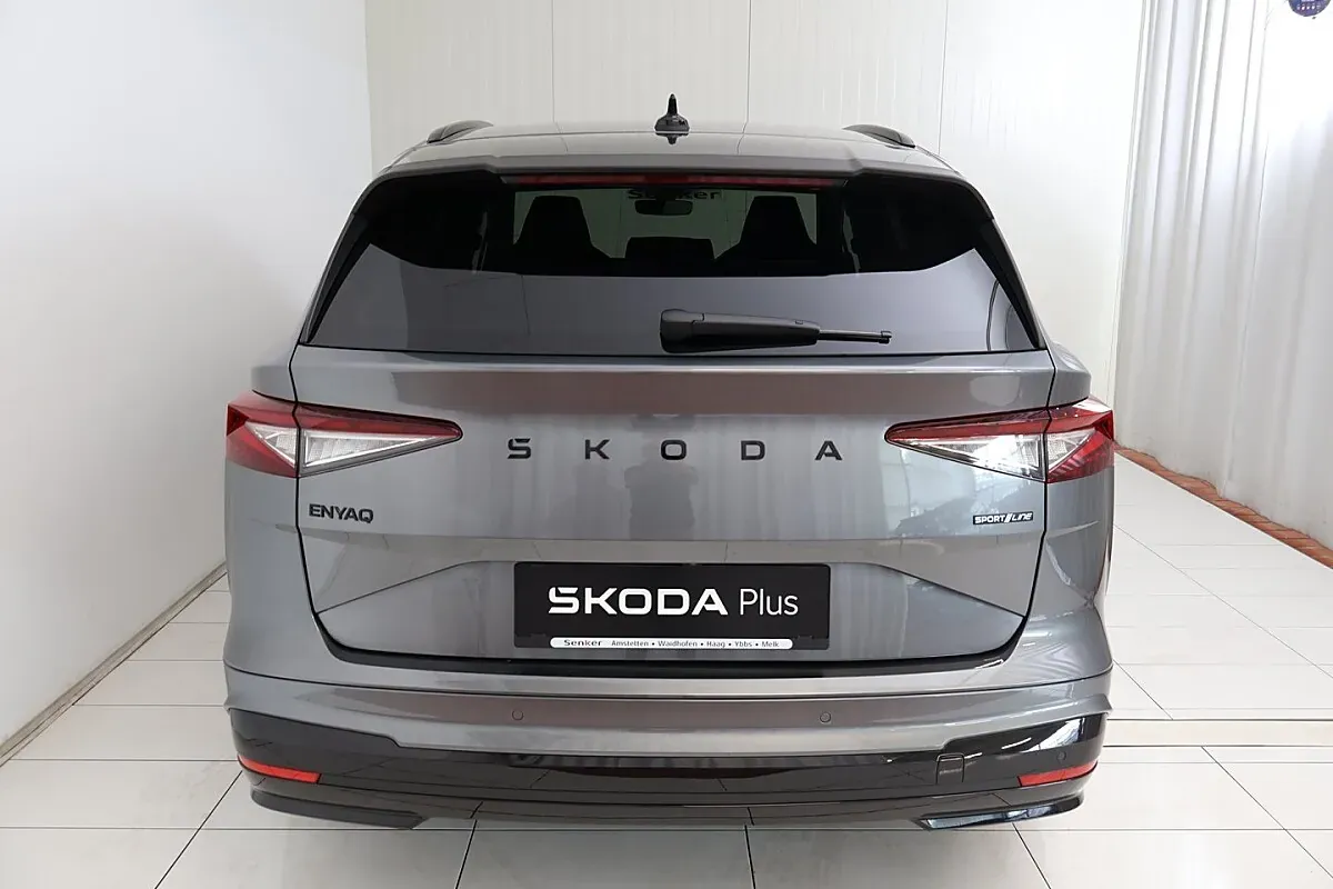 Skoda Enyaq 2026 photo 3