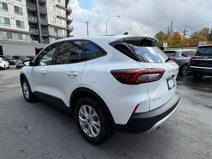 Ford Escape 2025 photo 5