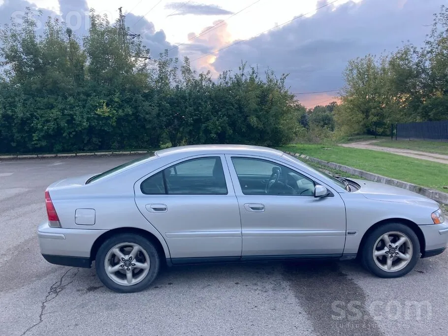 Volvo S60 2005 photo 3