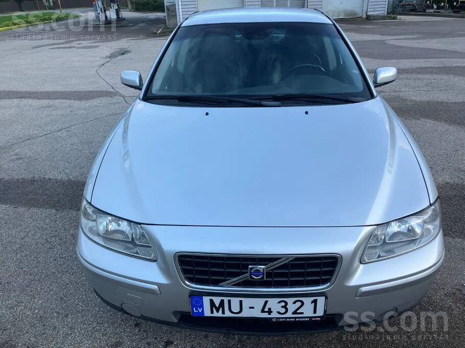 Volvo S60 2005 photo 4