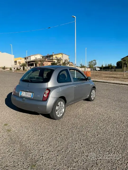 Nissan Micra 2004 photo 3