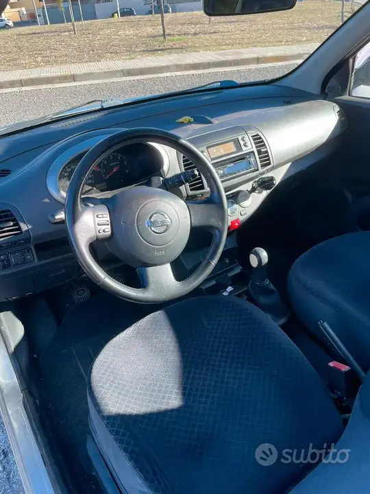 Nissan Micra 2004 photo 5