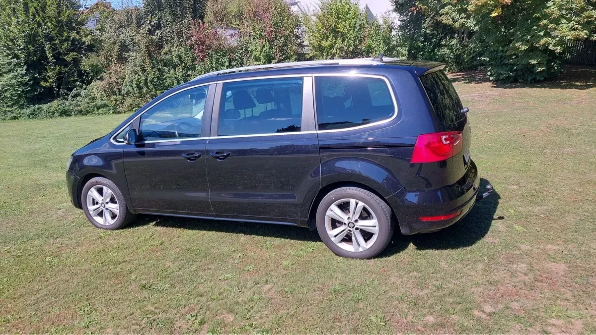 Seat Alhambra 2011 photo 2