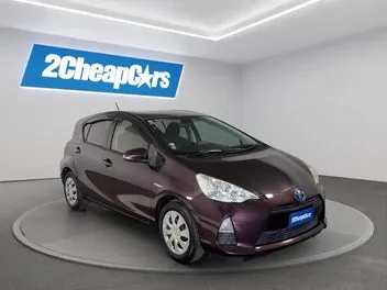 Toyota Aqua 2014 photo 4