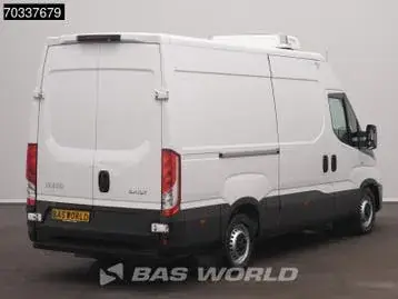 Iveco Daily 2022 photo 2