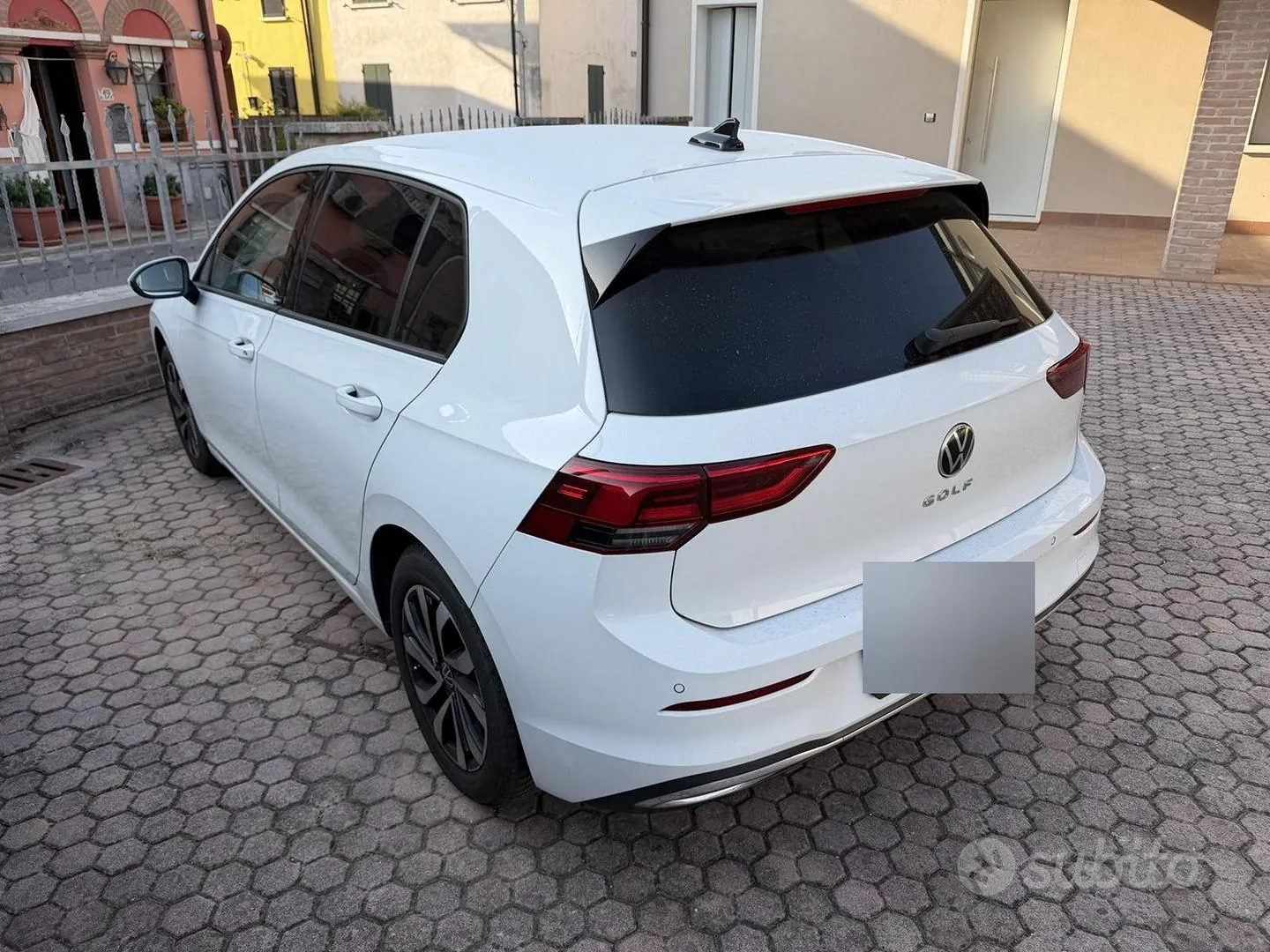 Volkswagen Golf 8 2023 photo 3
