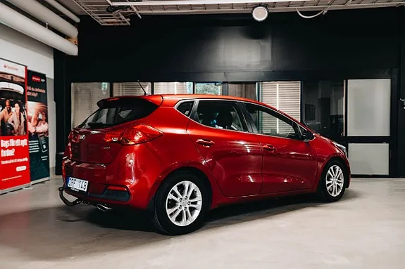 Kia Ceed 2013 photo 4