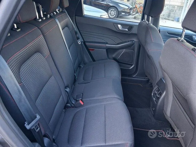 Ford Kuga 2022 photo 3