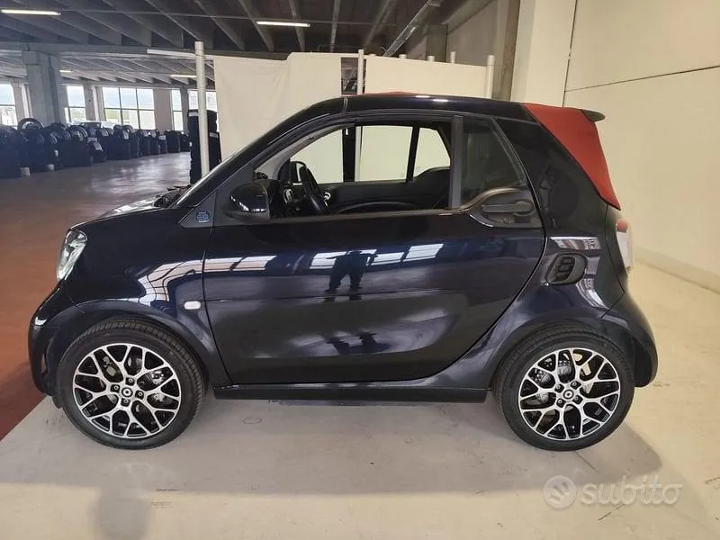 Smart Fortwo 2022 photo 3