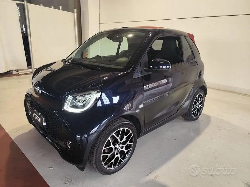 Smart Fortwo 2022 photo 2