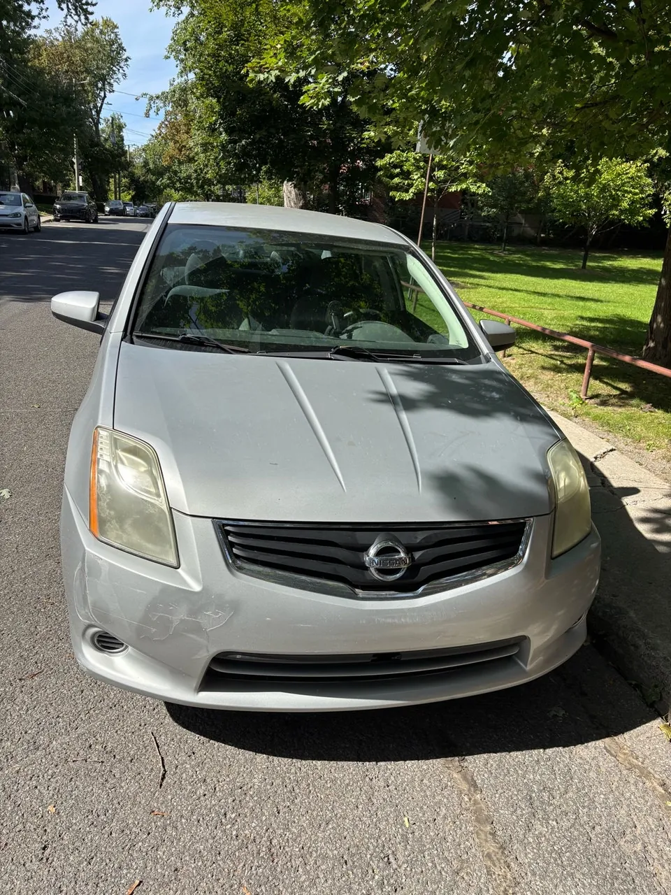 Nissan Sentra 2010 photo 3