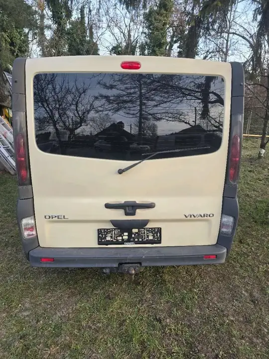 Opel Vivaro 2006 photo 3