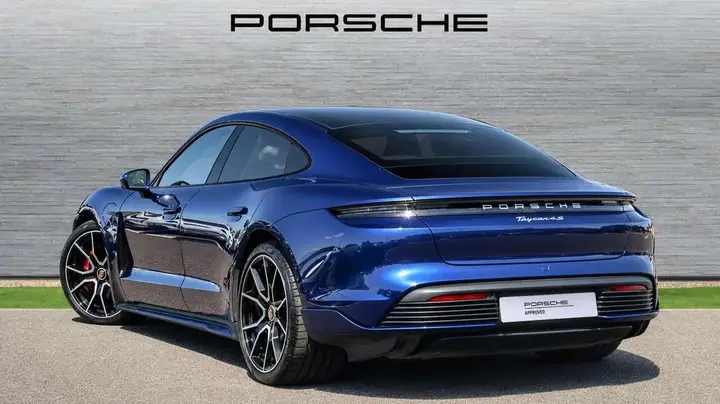 Porsche Taycan 2023 photo 4