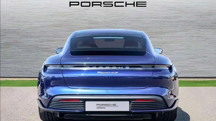 Porsche Taycan 2023 photo 5