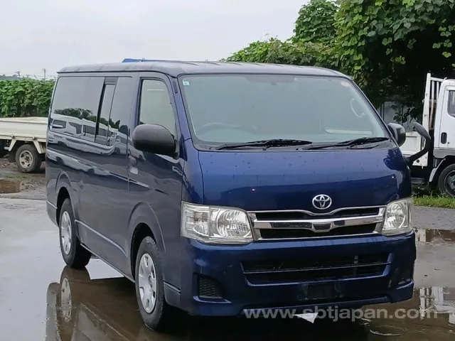 Toyota Cbf-Trh200V