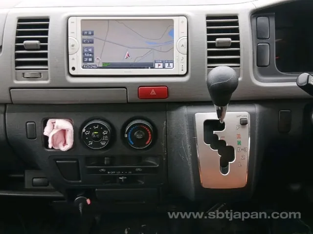 Toyota Cbf-Trh200V 2013 photo 4