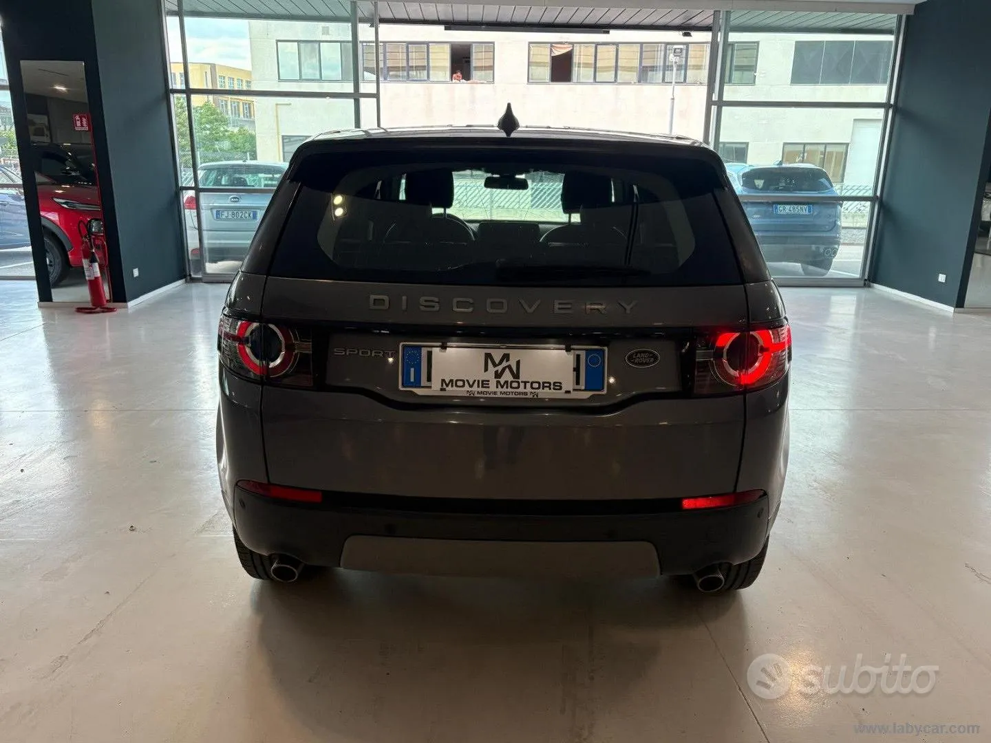 Land Rover Discovery Sport 2019 photo 4