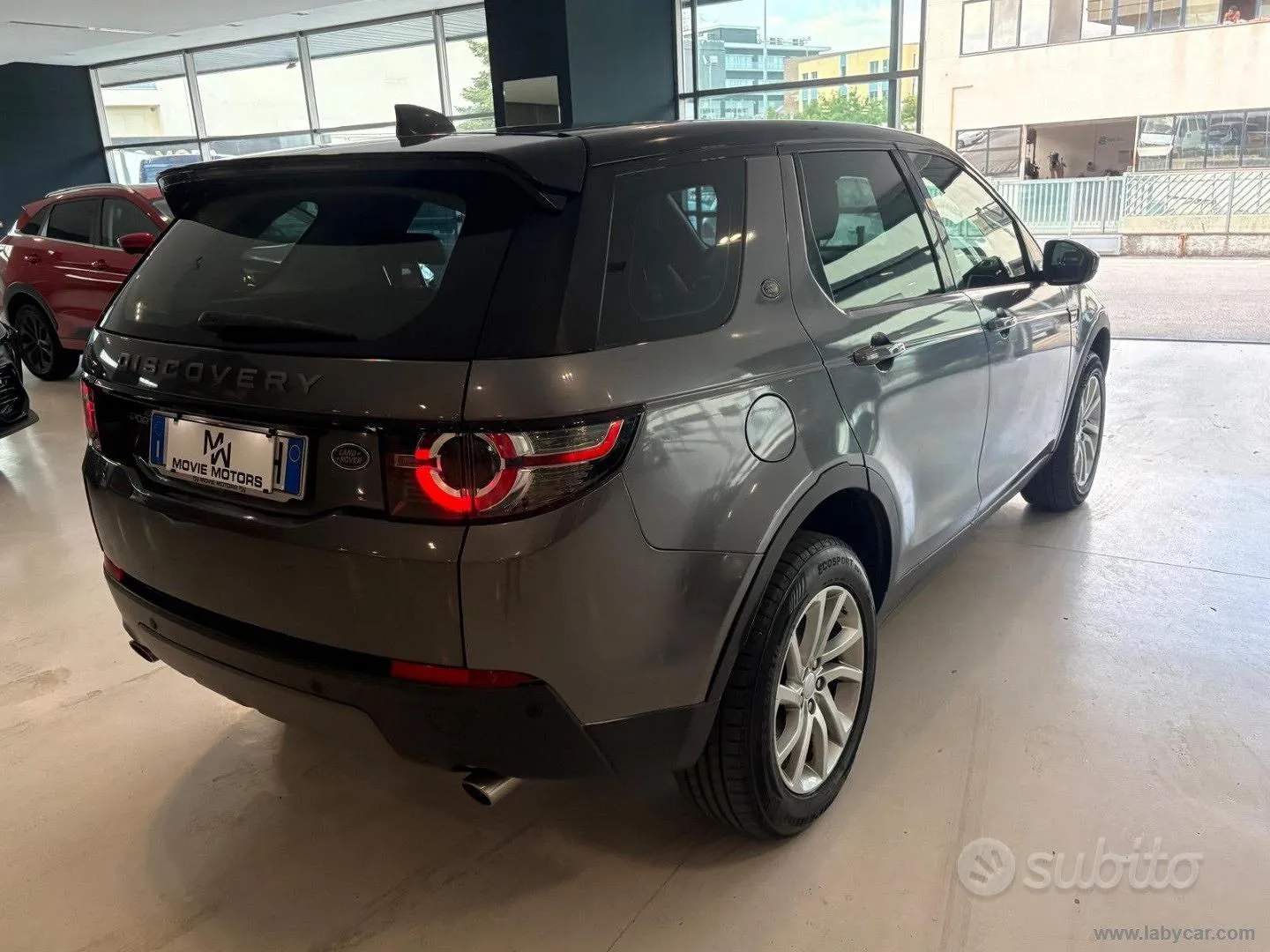 Land Rover Discovery Sport 2019 photo 5