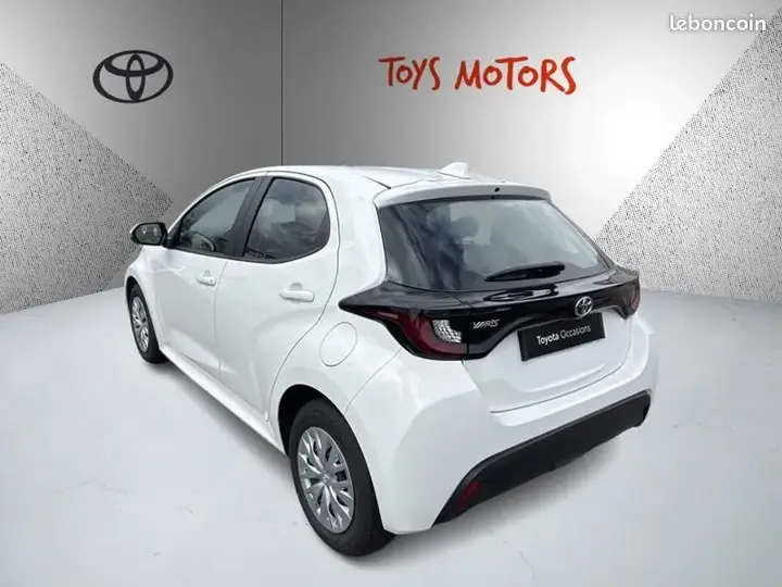 Toyota Yaris 2022 photo 4