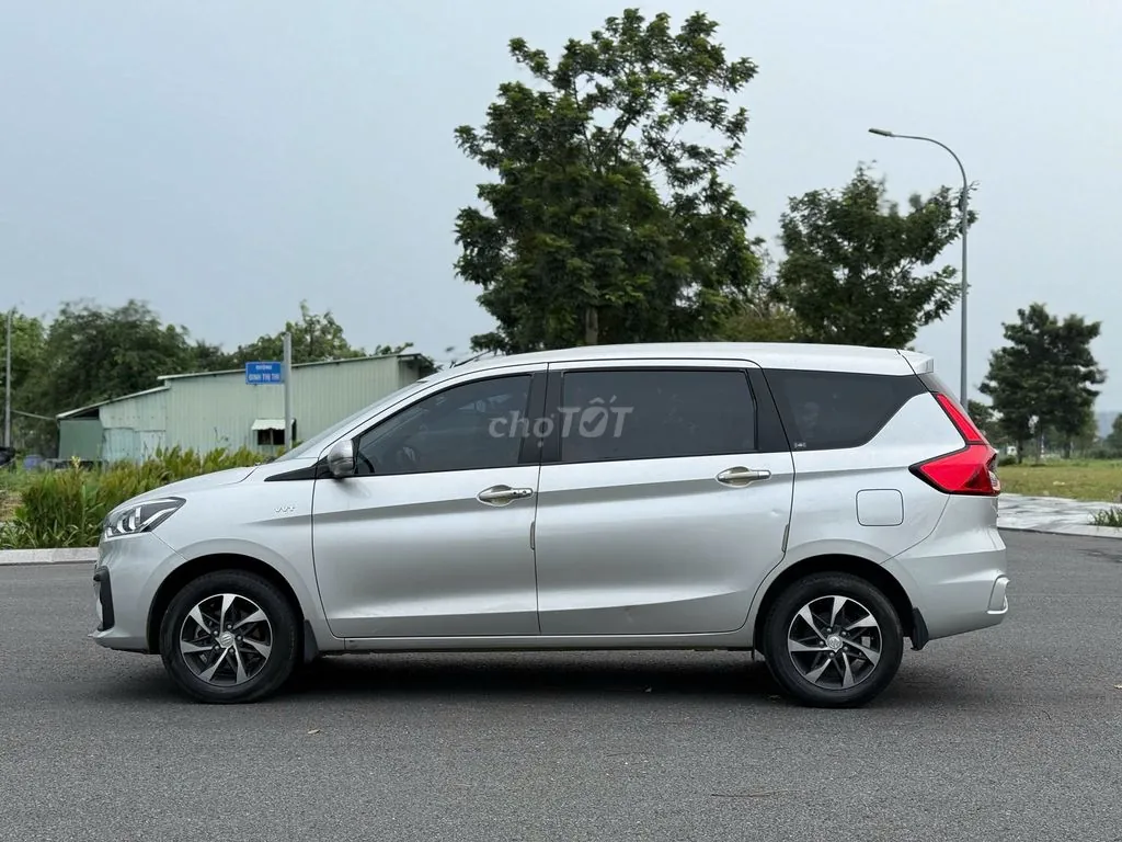 Suzuki Ertiga 2023 photo 2