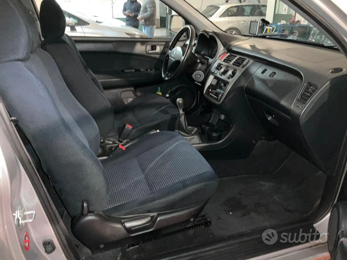 Honda Hr-V 2002 photo 4