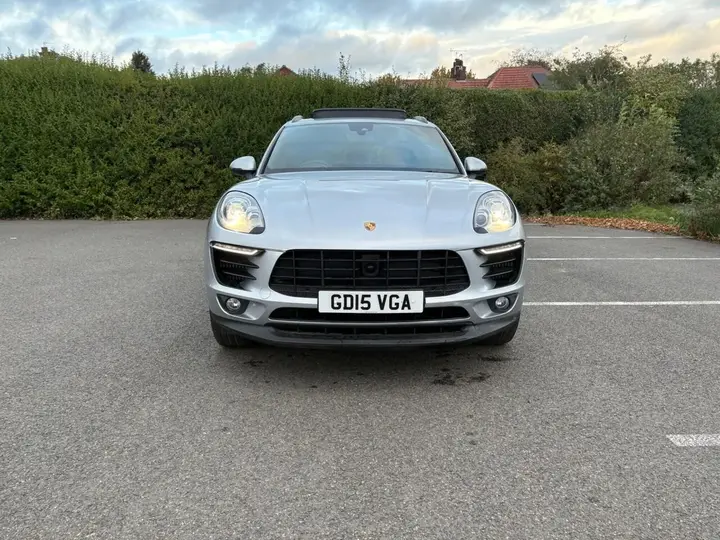 Porsche Macan 2015 photo 2
