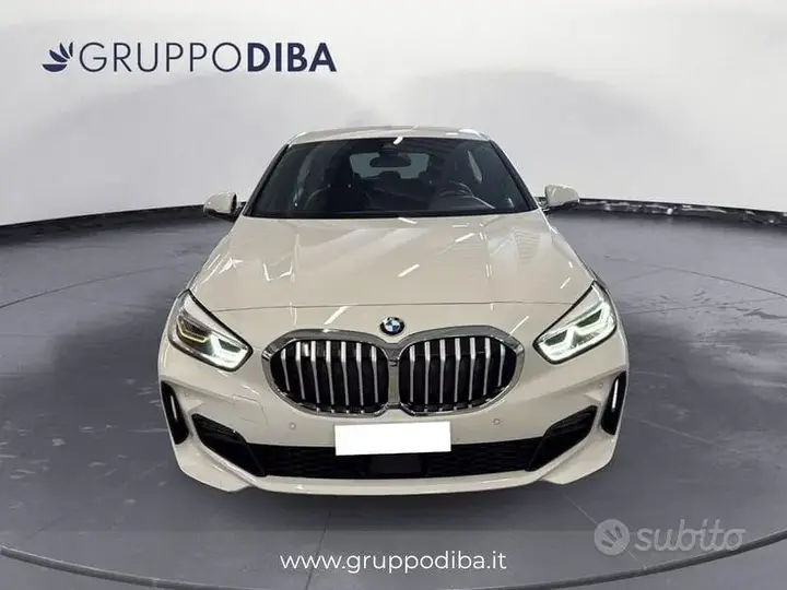 BMW 1 Series 2021 photo 2