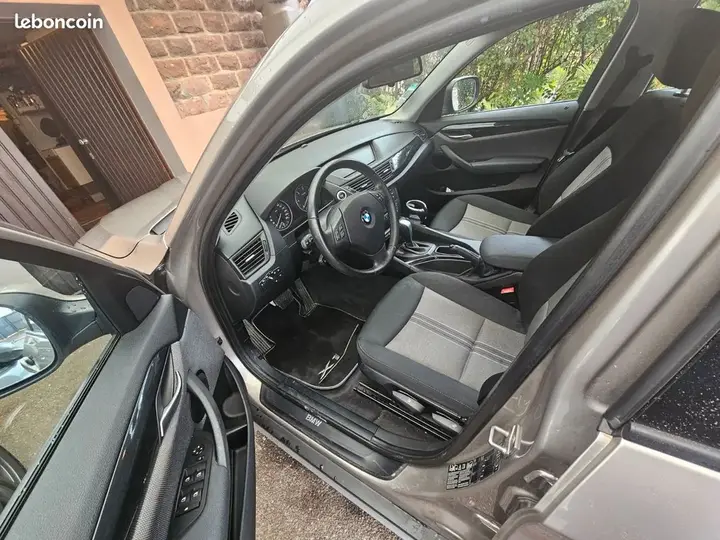 BMW X1 2011 photo 3