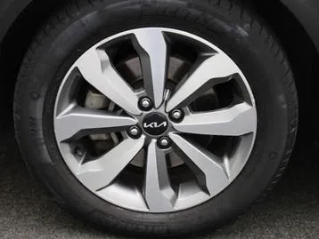 Kia Stonic 2022 photo 3