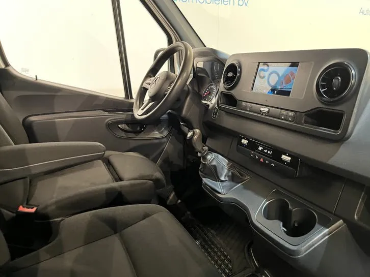 Mercedes-Benz Sprinter 2021 photo 3