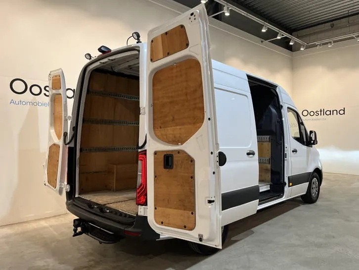 Mercedes-Benz Sprinter 2021 photo 2