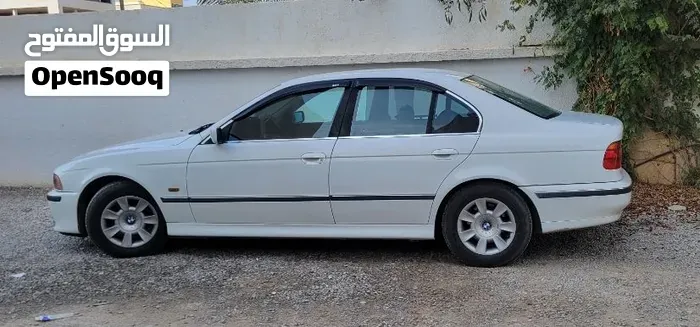 BMW 5 Series 2002 photo 3