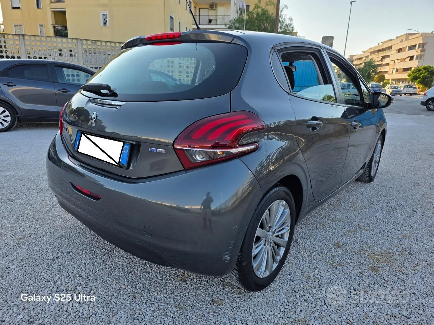Peugeot 208 2016 photo 5