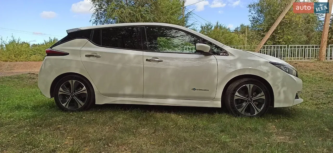 Nissan Leaf 2019 photo 5