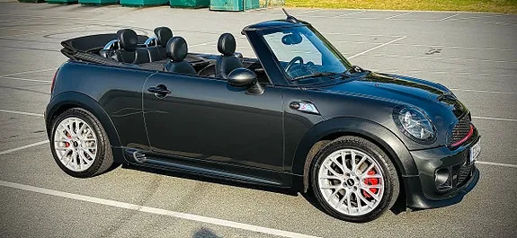Mini Cooper S 2015 photo 2