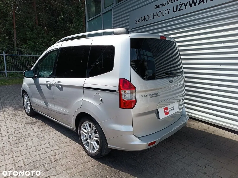 Ford Tourneo Courier 2017 photo 5