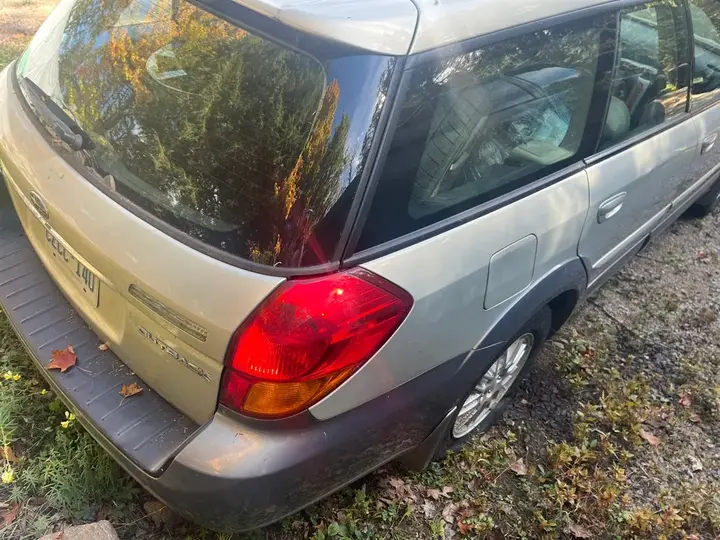 Subaru Outback 2007 photo 3
