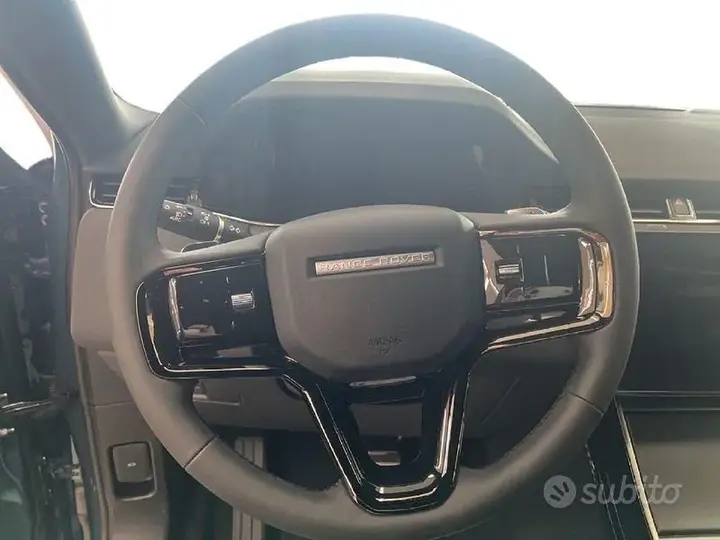Land Rover Evoque 2025 photo 4