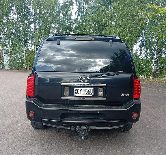 Infiniti Qx56 2004 photo 3