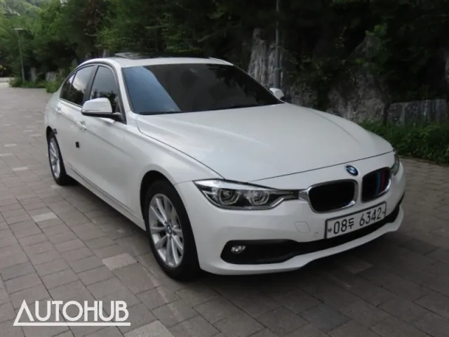 BMW 3 2018 photo 2