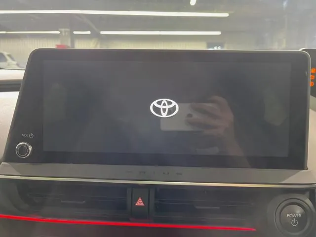Toyota Prius 2025 photo 3