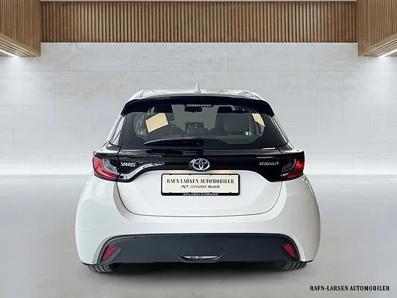 Toyota Yaris 2020 photo 3