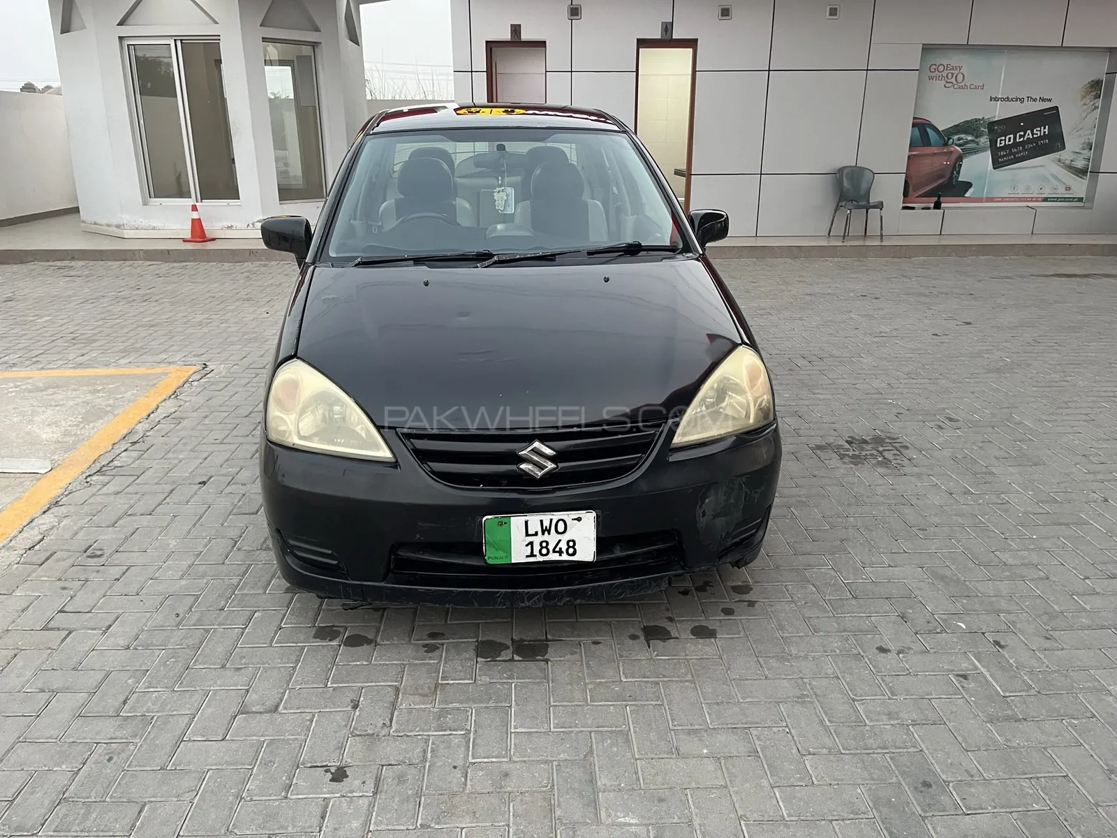 Suzuki Liana