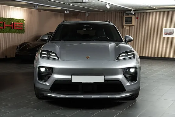 Porsche Macan 2025 photo 2