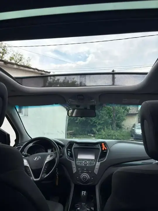 Hyundai Santa Fe 2013 photo 2