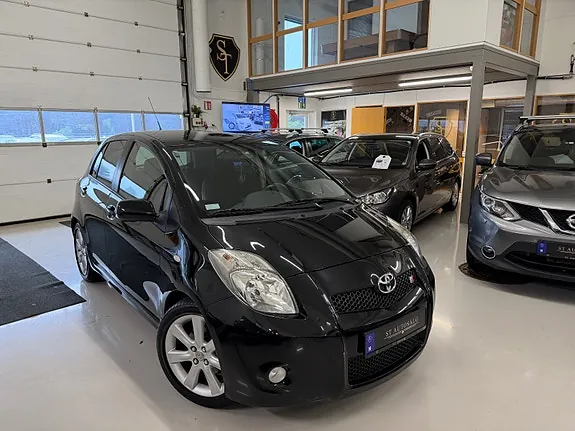 Toyota Yaris 2008 photo 2