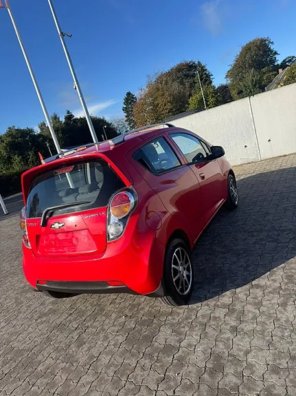 Chevrolet Spark 2011 photo 4